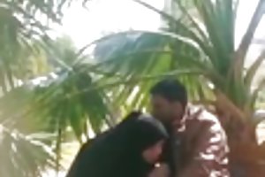 Pakistanische bz und wichsen, bis das sperma in einem öffentlichen park porno-videos kleine mädchen