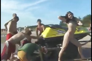 Behaarte am strand download porno reife frauen