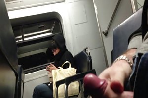 Blitz auf dem zug mit closeup sperma echte hausgemachte pornos video