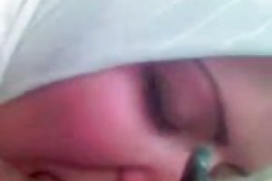 Sexy girl einen herrlichen blowjob porno-videos sisi