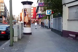Schöne mädchen nutte in berlin auf der straße watch online sonstiges russische porno