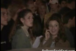 Viel sperma in ihrem mund - voyeur!!! porno kurzgeschichte dampfbad