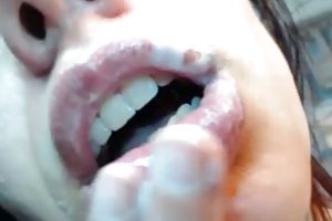 Es gibt ihre eigenen cremige sperma porno video