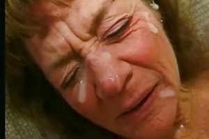 Faltig oma liebt 4 mitglieder und viel sperma sex tv