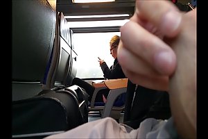 Masturbatng die onb ziemlich blonde mädchen mit brille sex mit schlafenden online
