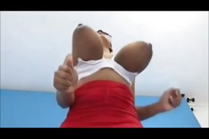 Sexy riesigen titten hüpfen dribbeln milch porno russen online