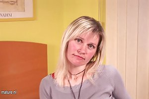 Blonde hausfrau patricia ganz alleine nass wird watch porno russische kanäle