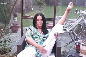 Alte britische oma bekommt ihre pussy klatschnass porno anderson