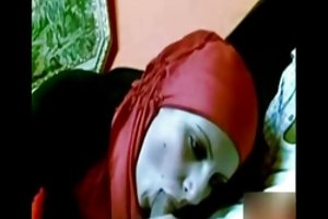 Arabische mädchen mit dem roten kopftuch schwanz lutschen porno foto emma watson