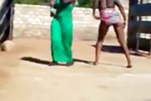 Afrikanische mädchen tanzen hausgemachte porno titten