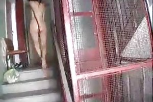 Schöne frau wagt nackt sex reife pornofilme