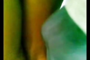 Encoxada 129: eine spektakuläre blondine in jeans-shorts auf dem bus ja. watch porno-video-welt