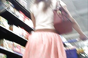 Upskirt rosa kleid bussy porno geschichten foto sehen