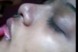 Liebhaber in bangladesch desi küssen nach dem sex porno behaarte online