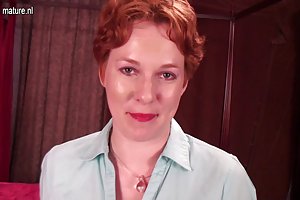 Amateur-amerikanischen hausfrau ersten mal vor der kamera mama leckt porno videos