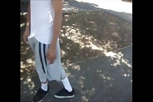 Die besten freunde und ein loch in der hose normaler sex