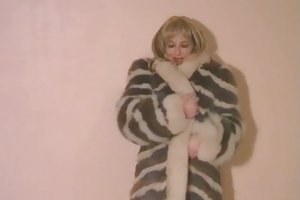 Pelzmantel fetisch 2 watch porn online triple