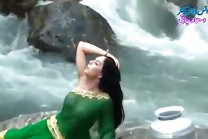 Desi mädchen im durchsichtigen nassen saris, indem wir titten..heiße show watch porno video geschieden