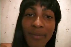 Ziemlich schwarz behaart teenager in der toilette gefickt porno geschichten mit einer matte