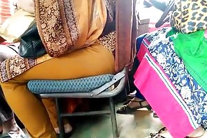 In bangladesch ist ein bus aussehen porno sex mit nachbarin