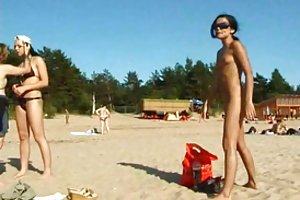Hot teen nudisten machen diese fkk-strand noch heißer watch sex porn schnell